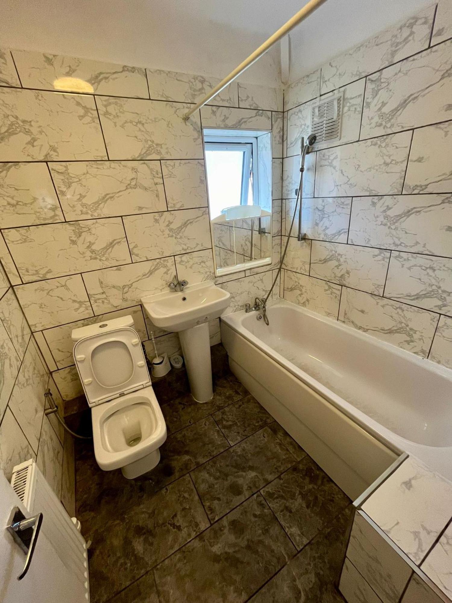 Three Bed House Near Cricket Stadium Holiday home
