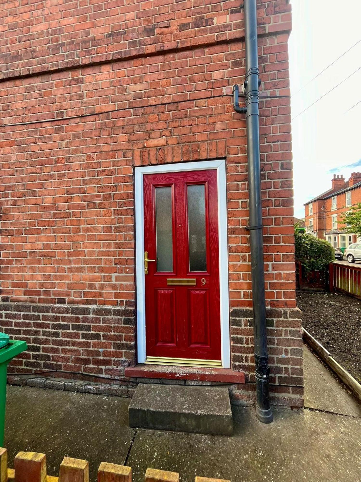 Three Bed House Near Cricket Stadium Nottingham